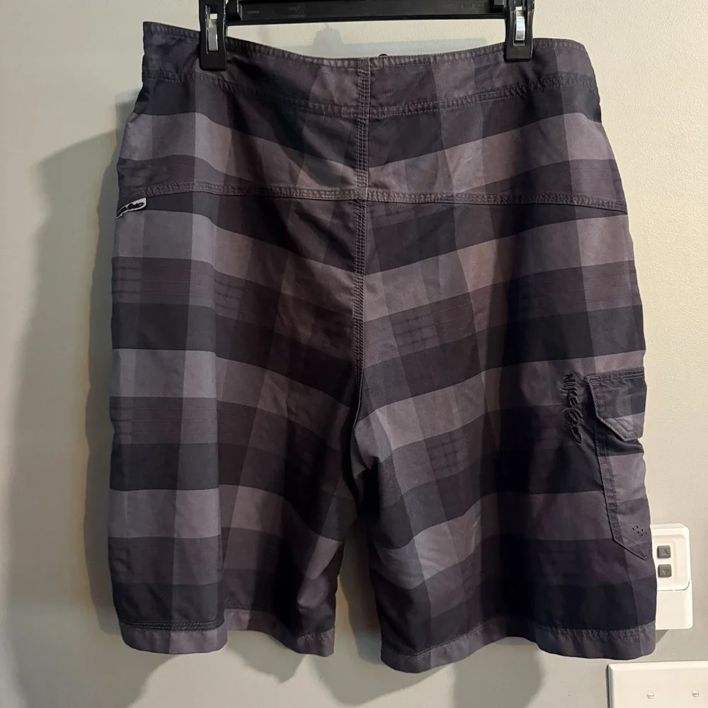 Nike 6.0 Board Shorts Plaid Swim Surf Beach Trunks Pockets Drawstring 36‎